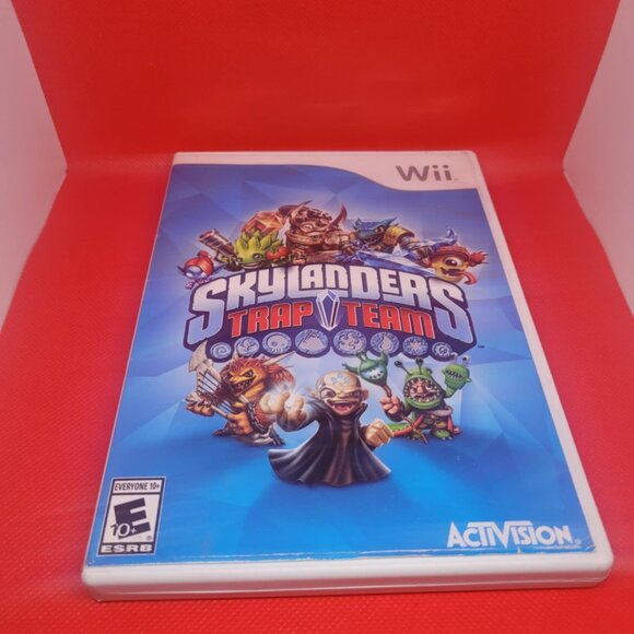 Skylanders: Trap Team Nintendo Wii Video Game Disc and Case - Picture 1 of 3
